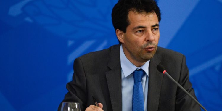 Secretário de Política Econômica do Ministério da Economia, Adolfo Sachsida, fala à imprensa no palácio do planalto